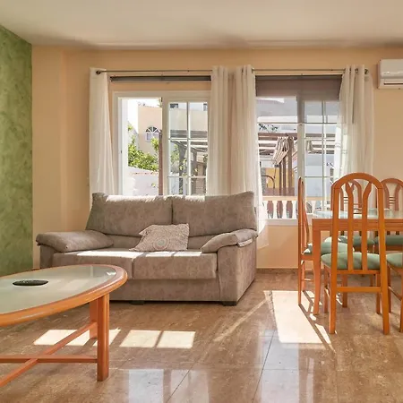 Vivienda Con Piscina Нерха