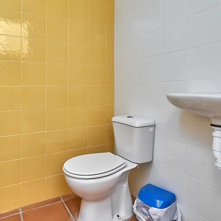 Vivienda Con Piscina * Nerja