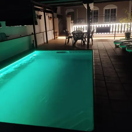 Vivienda Con Piscina Nerja