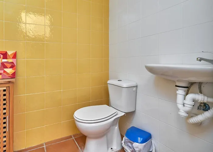 Vivienda Con Piscina * Nerja