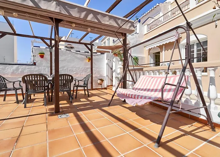 Vivienda Con Piscina Nerja