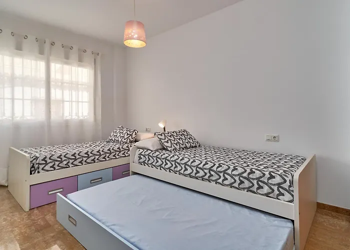 Vivienda Con Piscina